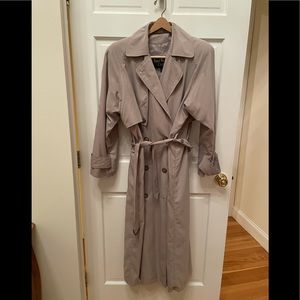 Vintage Anne Klein II Trench Coat size 4